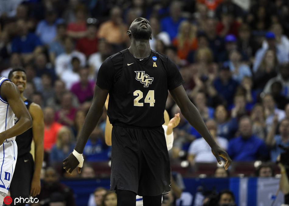 2米31新秀计划为火箭试训！臂展2米5摸高3米1能站立扣篮