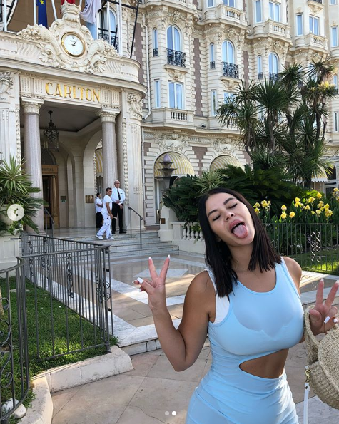 最强二当家女友近照曝光！本是脱衣舞女郎 身材爆表颜值满分