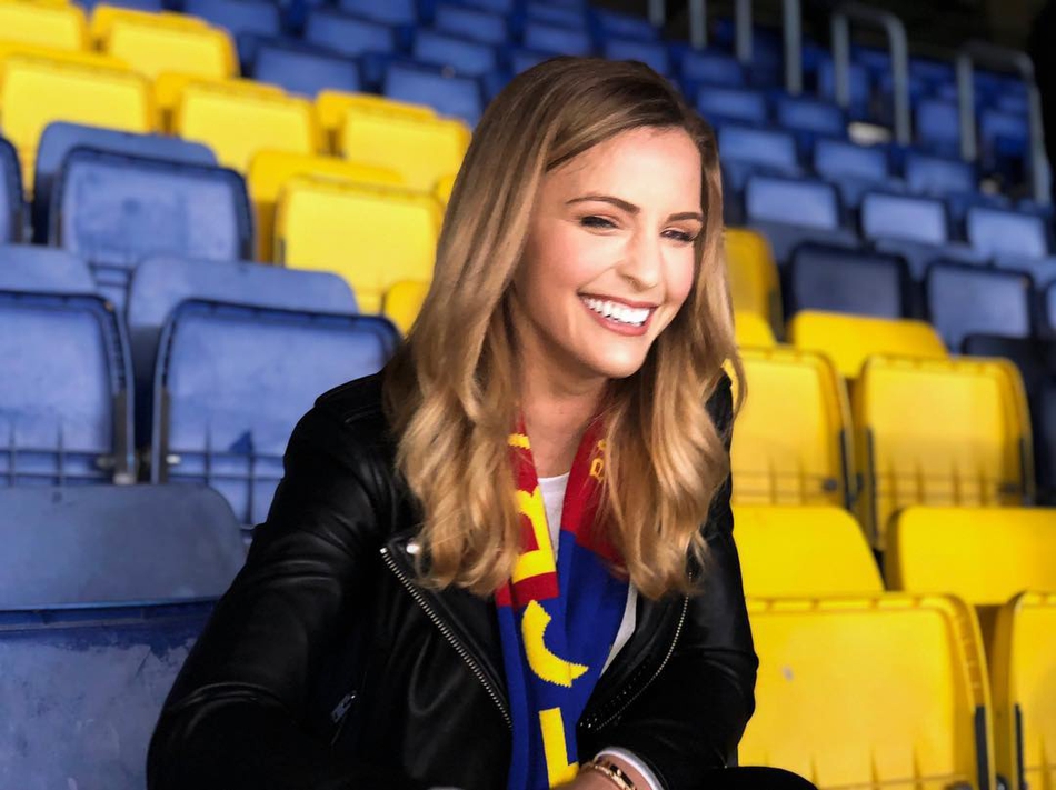 酸了酸了！又高又帅又富的他拥有全联盟球技最好的妻子