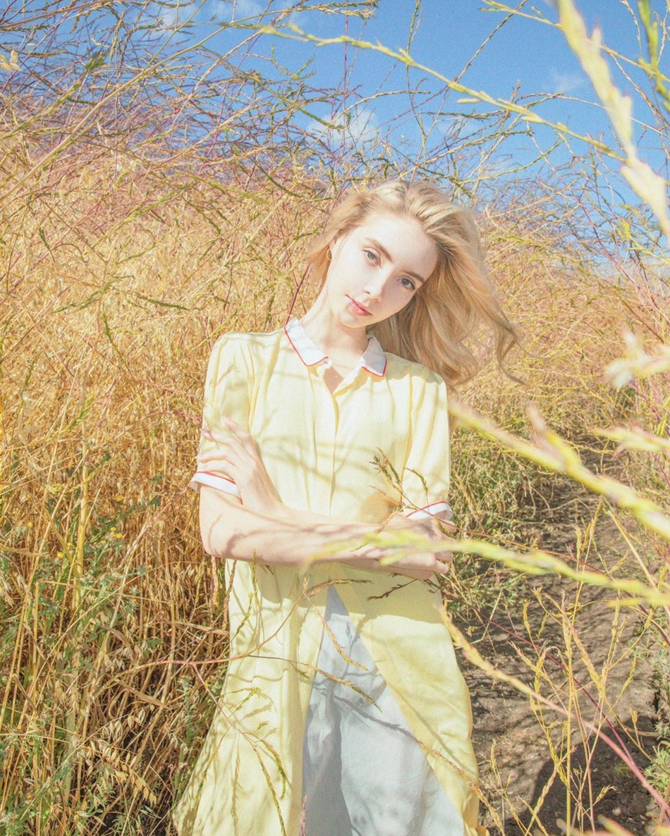 震撼人心的清纯美！21岁哥伦比亚大学舞蹈系高材生兼黄蜂啦啦队员