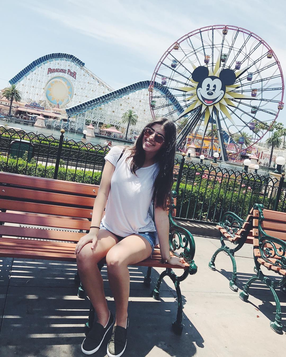 美到犯规!22岁混血小姐姐!在校大学生兼热火啦啦队员