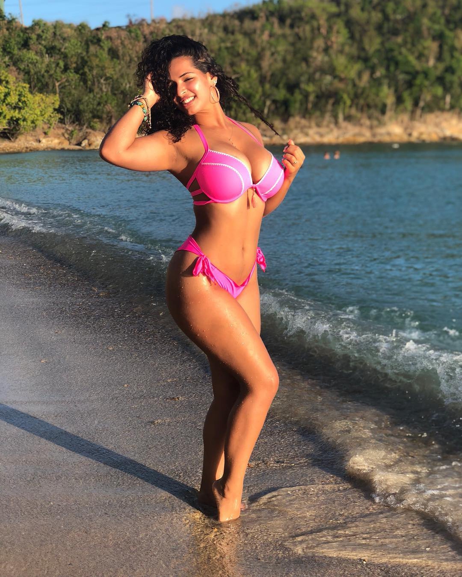 高能预警！身材超超超超超劲爆的热火拉拉队员 她还是心理学博士