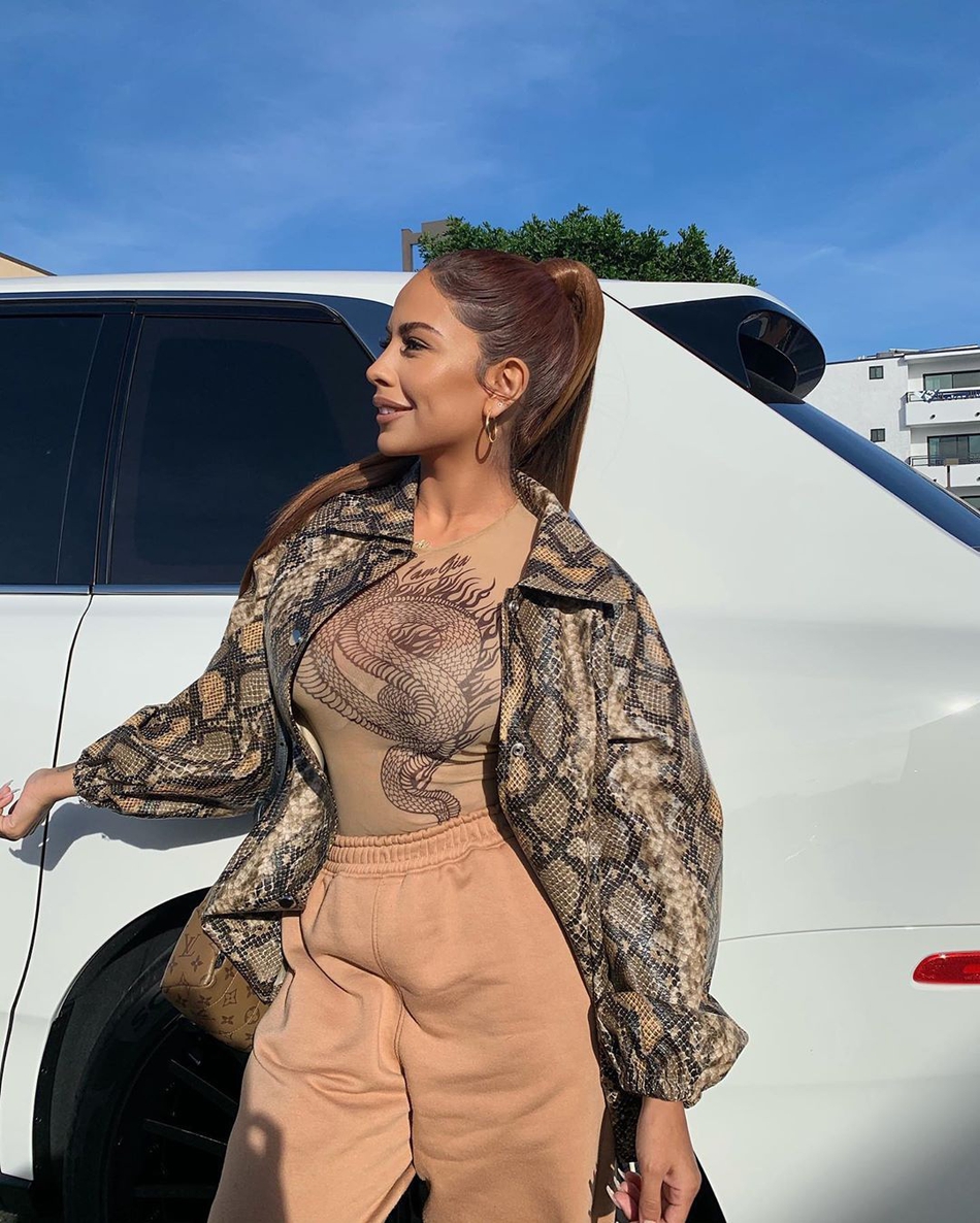 贵圈真乱!仙丹与詹娜闺蜜共度甜蜜隔离期 两月前她还是库兹马女友