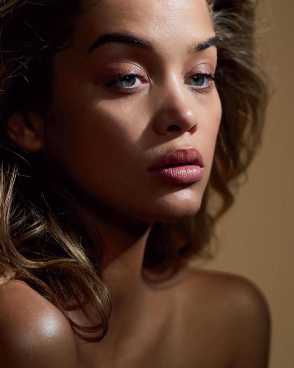 3000万新星与知名泳装模特恋情曝光！女主角是SI年度最佳新秀模特