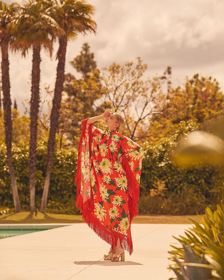 3000万新星与知名泳装模特恋情曝光！女主角是SI年度最佳新秀模特