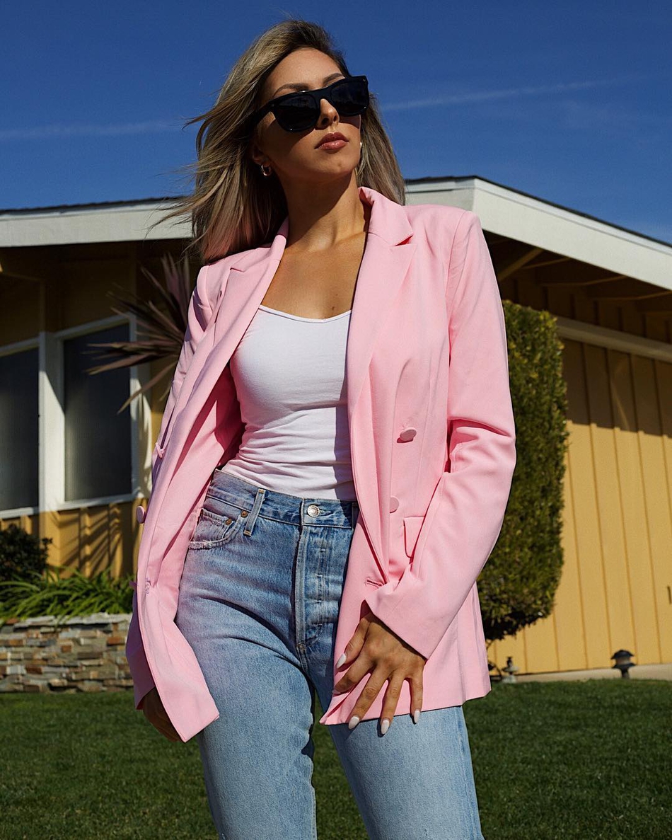 今日份小姐姐!快船队超美拉拉队员 爱吃鸡的25岁杂志嫩模