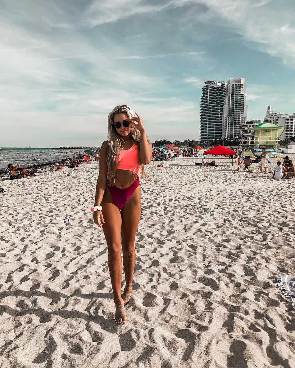 神似龙母的爵士拉拉队小姐姐美照第二弹！看一眼就再也无法自拔