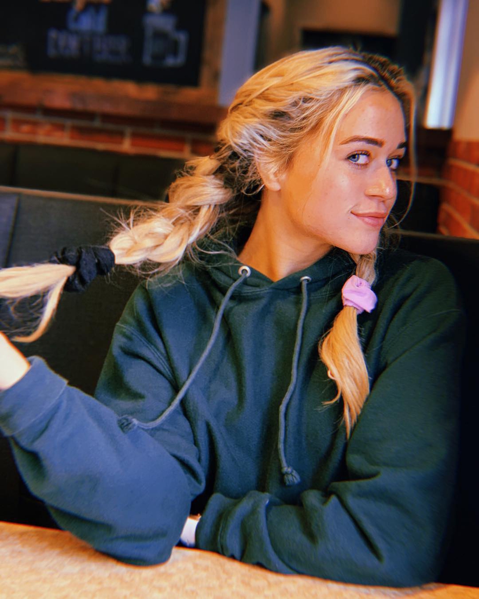 神似龙母的爵士拉拉队小姐姐美照第二弹！看一眼就再也无法自拔