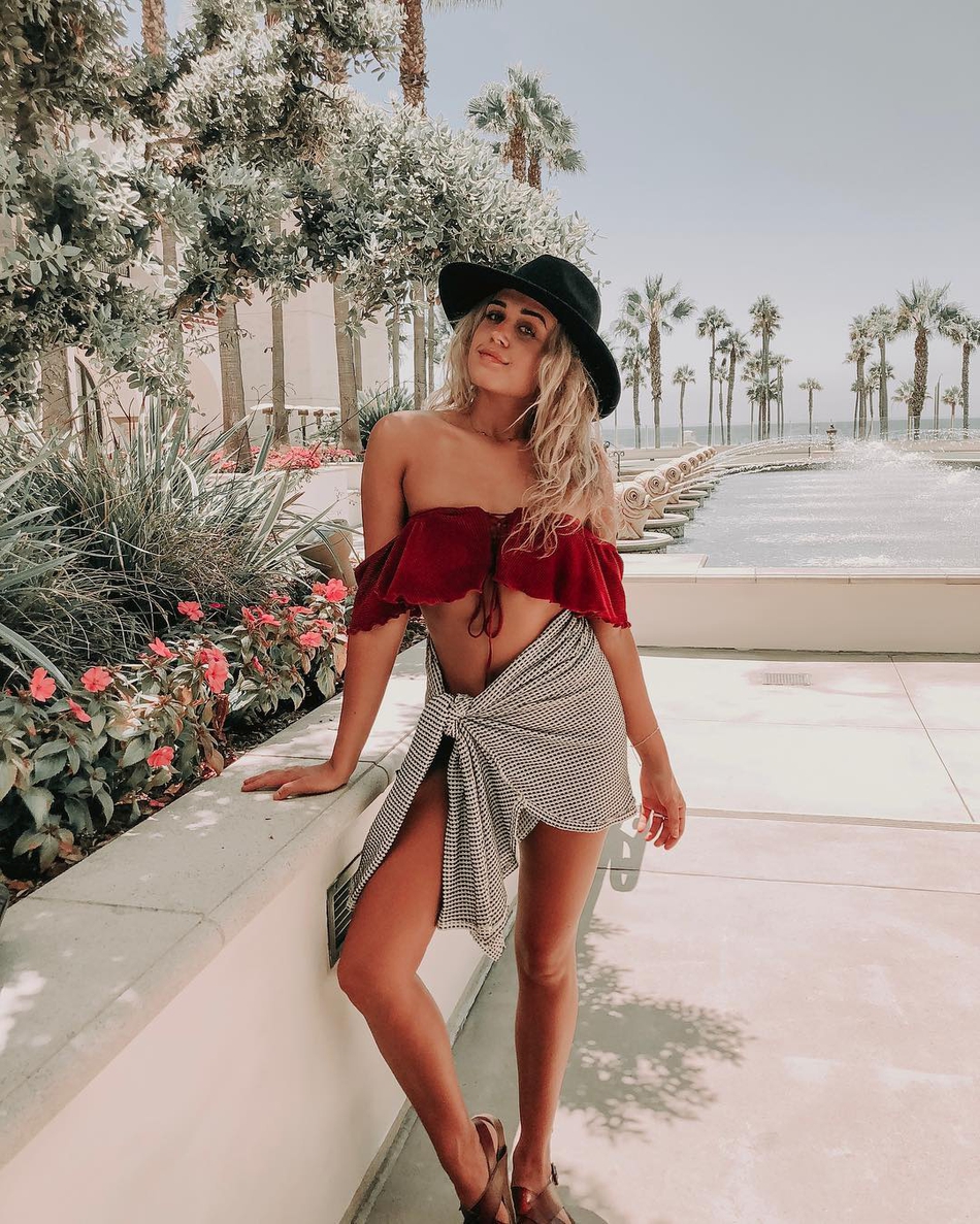 神似龙母的爵士拉拉队小姐姐美照第二弹！看一眼就再也无法自拔