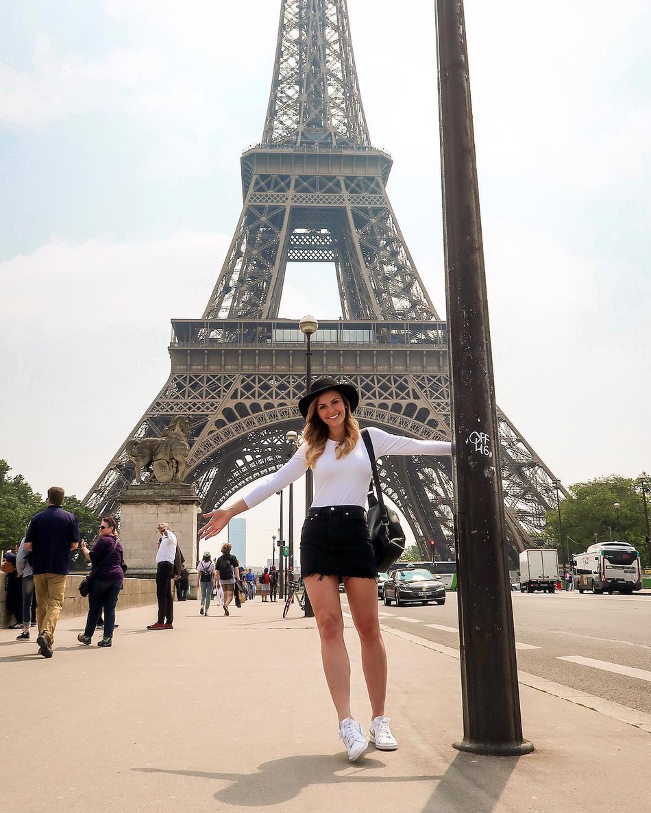 酸了酸了！又高又帅又富的他拥有全联盟球技最好的妻子