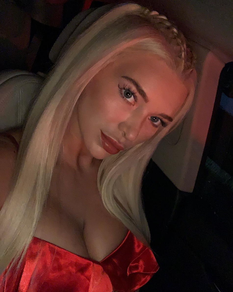 抛弃美艳前女友和孩子出轨变性人！NBA第一渣男遭网友唾弃