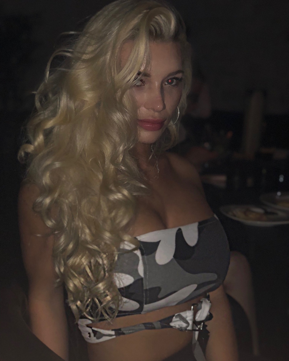 抛弃美艳前女友和孩子出轨变性人！NBA第一渣男遭网友唾弃