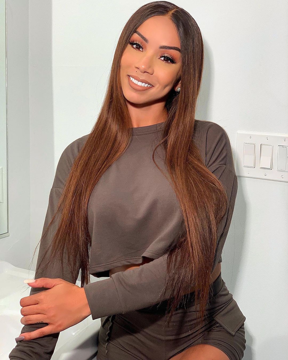 大热新秀追到学生时代的女神！520万粉丝的她竟也沦陷于舔狗模式