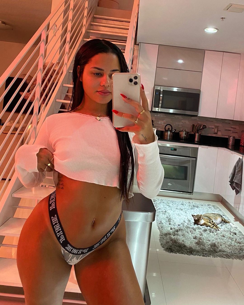 大热新秀成功追到735万粉丝的库兹马前女友！神级撩妹技巧学到了