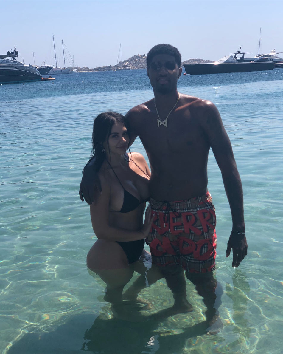 从脱衣舞女郎到NBA超巨正牌女友！她的逆袭来源于这样的努力