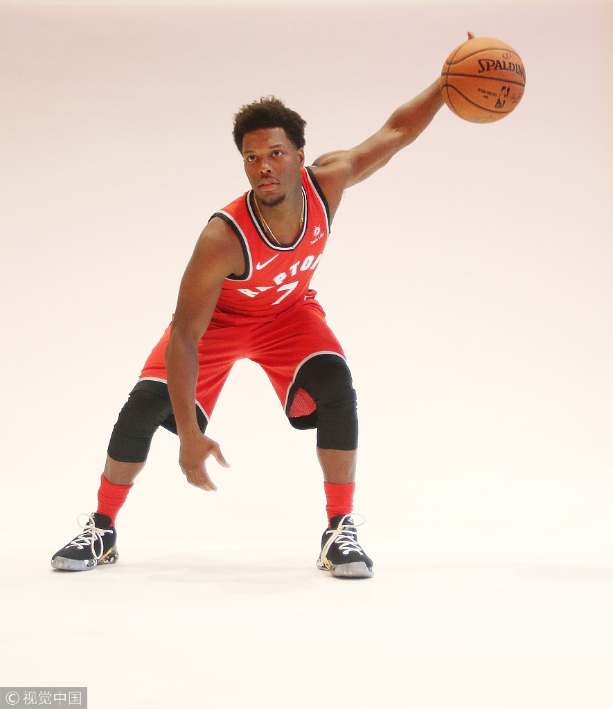 新北境之王正式登基！多年的面瘫也治好了 笑起来还挺帅