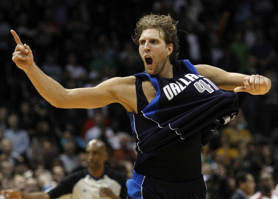 NBA未来10年8大疯狂猜想:詹皇韦德儿子联手 诺天王打到50岁