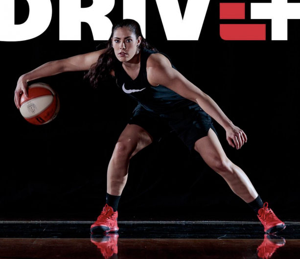 拉塞尔女友曝光！对方是WNBA状元秀 身材球技都完美的漂亮学姐