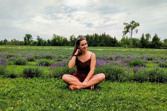 多图预警！23岁超美猛龙拉拉队员 多伦多大学环境科学高材生