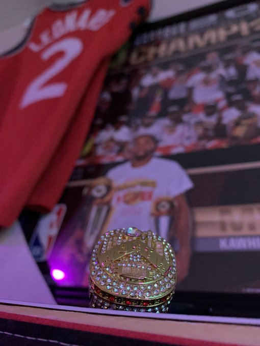 重回老东家!莱昂纳德终于拿到属于自己的总冠军戒指