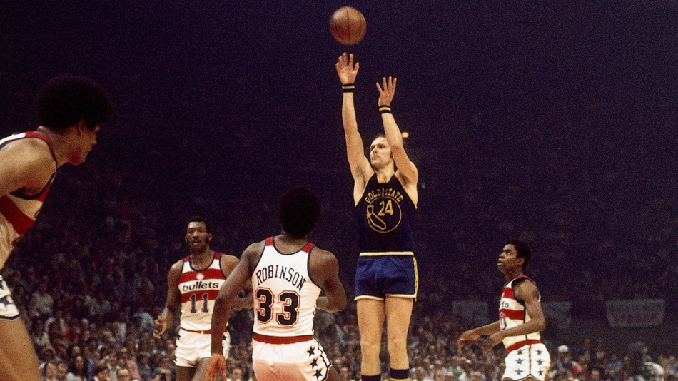 3.1975年，金州勇士4-0华盛顿子弹