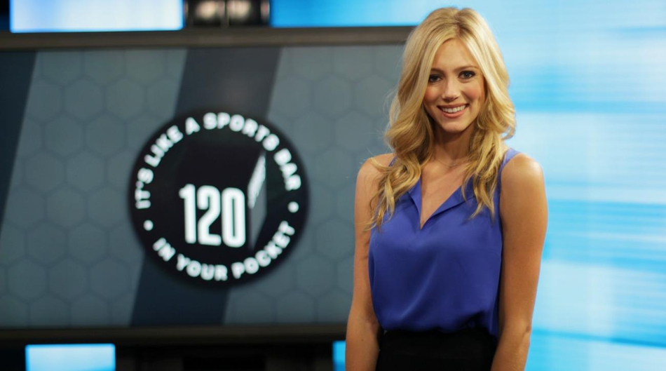 178嫩模身材+性感大长腿！NBA最美名宿之女 这梨涡看醉了