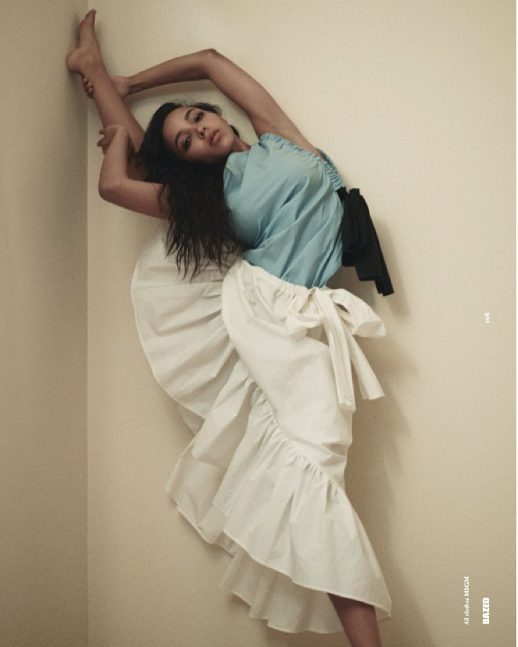 奥尼尔大儿子高调表白西蒙斯前女友!当初西帝为詹娜抛弃了她