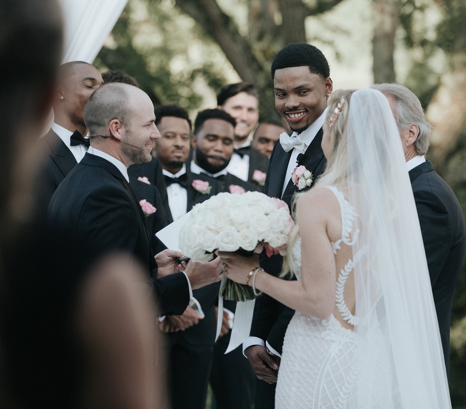 潘磕嫦的典范！NBA丑男迎娶超模娇妻 这颜值这身材羡慕哭了