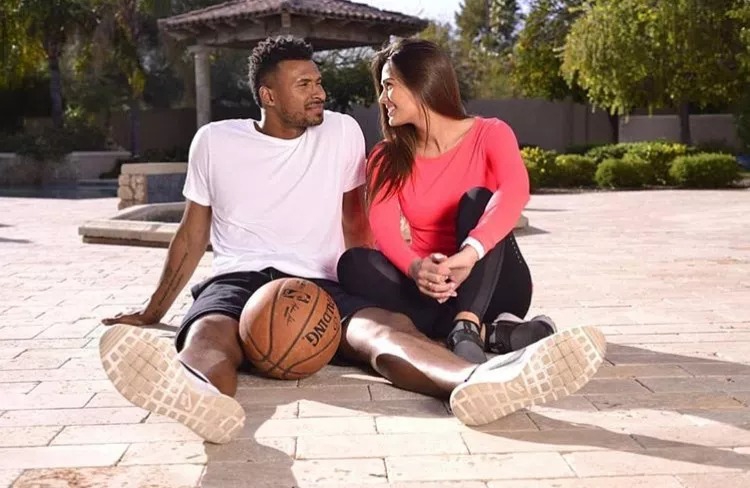 娶到小自己8岁的巴西国宝级超模！前妻也是超模！这是真人生赢家