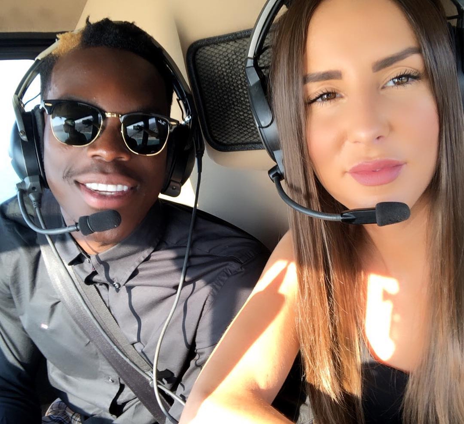 恭喜!雷霆大将与未婚妻完婚!美艳新娘颜值超高