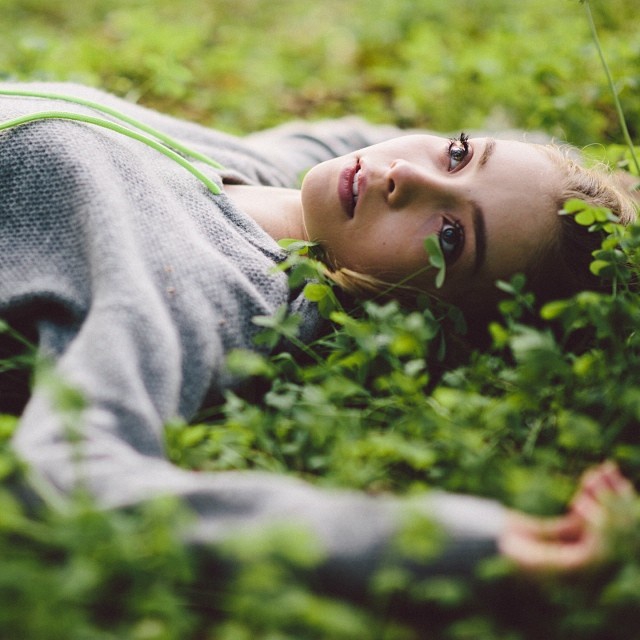 震撼人心的清纯美！21岁哥伦比亚大学舞蹈系高材生兼黄蜂啦啦队员