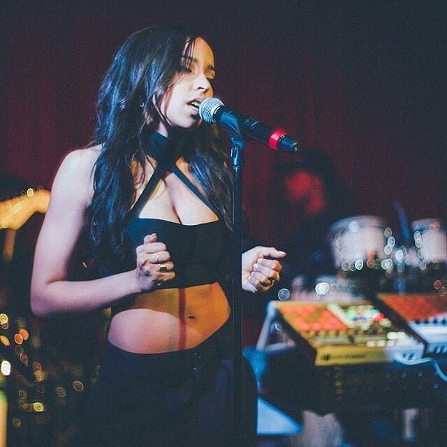 奥尼尔大儿子高调表白西蒙斯前女友!当初西帝为詹娜抛弃了她