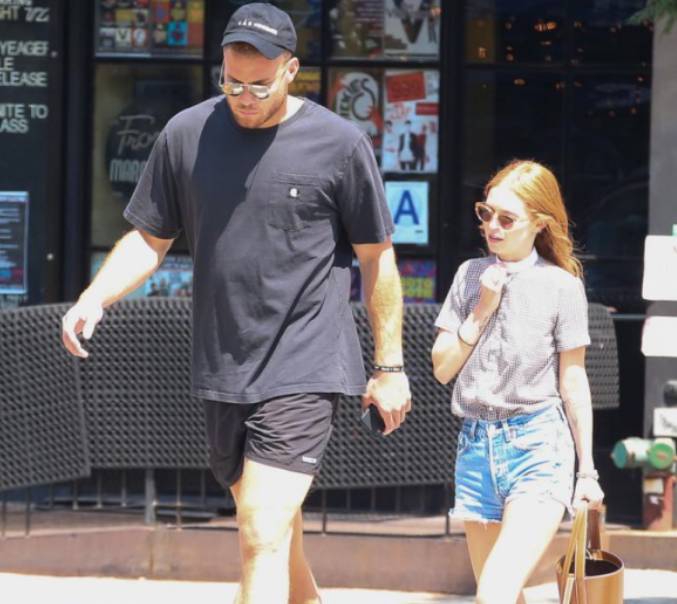 格里芬又换女友！纽约与女演员缠绵2天 女主身材娇小颜值超高