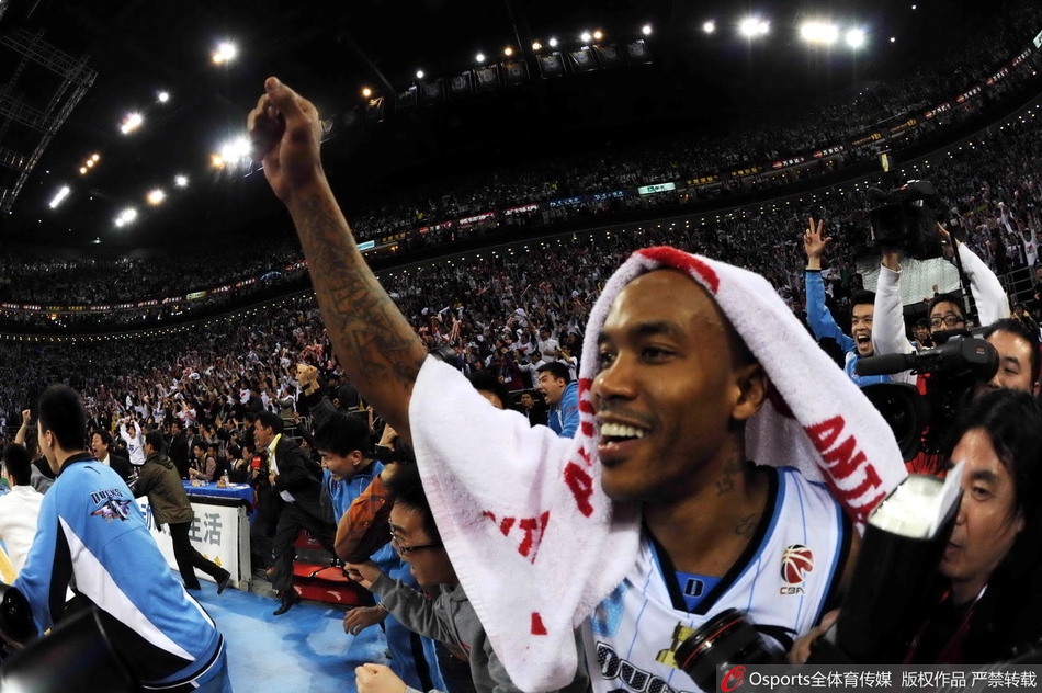 回顾那些年的京粤大战