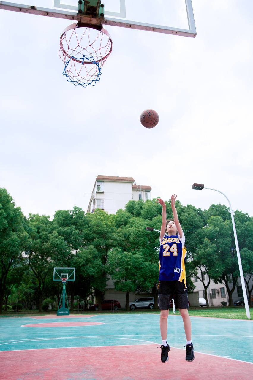 各队美女球迷颜值大比拼 哪一款是你的菜？