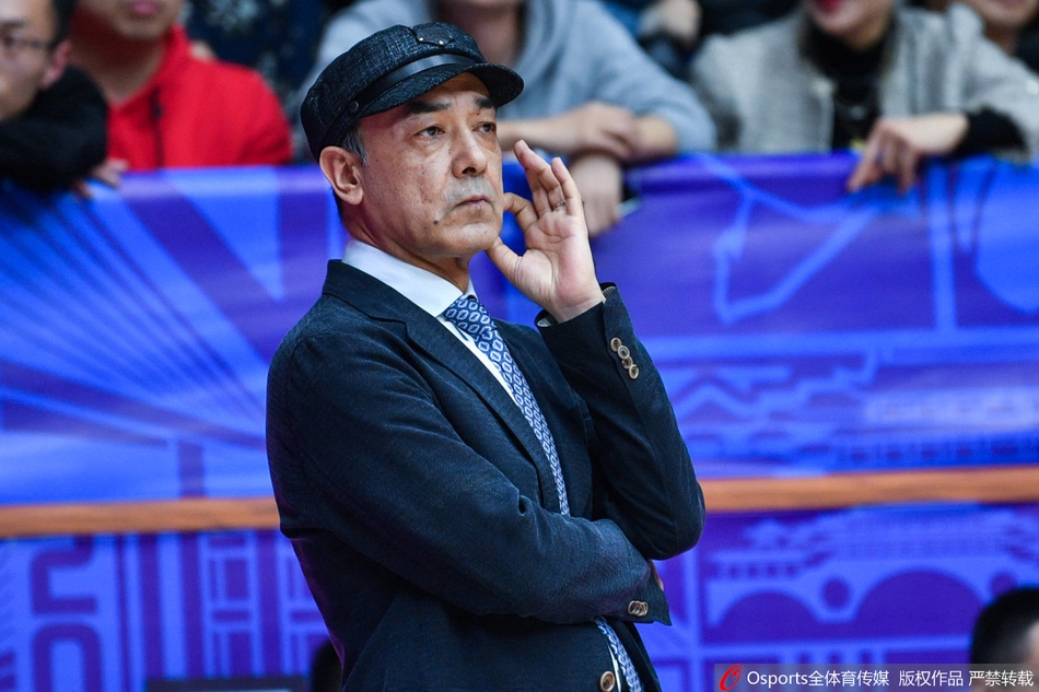 CBA第1轮:四川87-134新疆