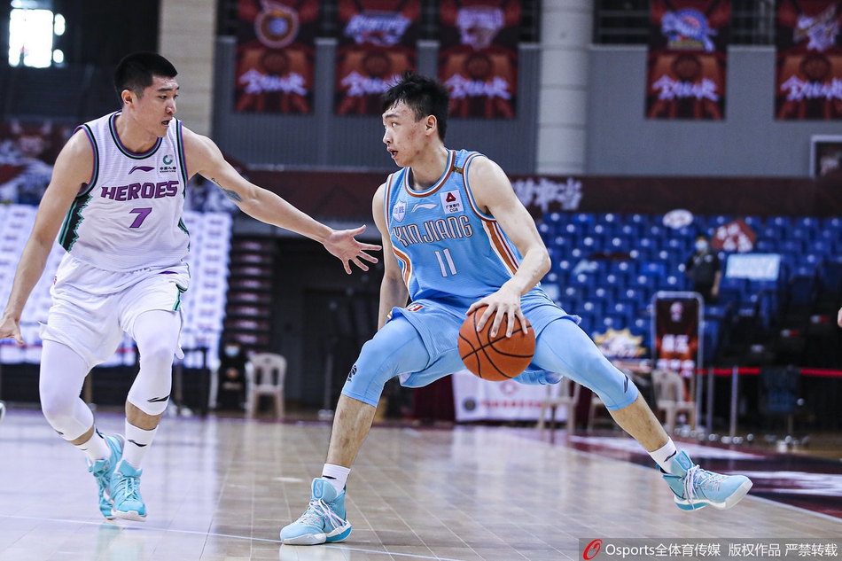 CBA复赛：新疆107-94山东