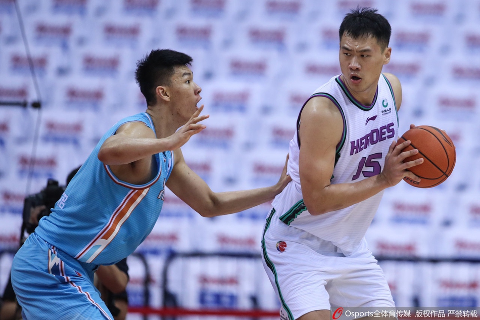 CBA复赛：新疆107-94山东