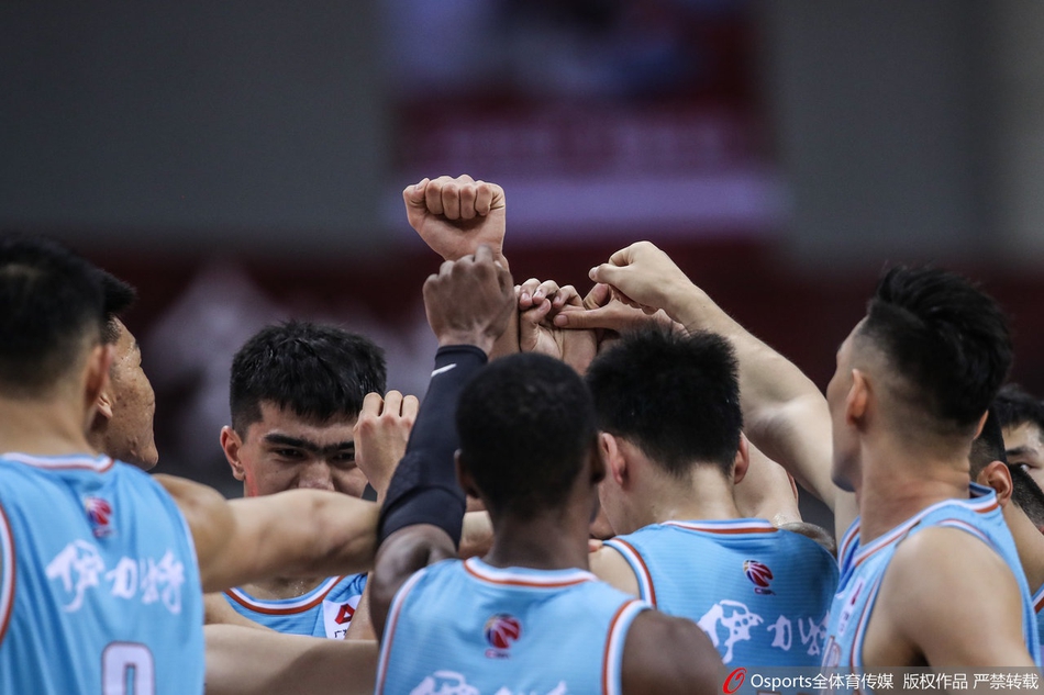 CBA复赛：新疆107-94山东