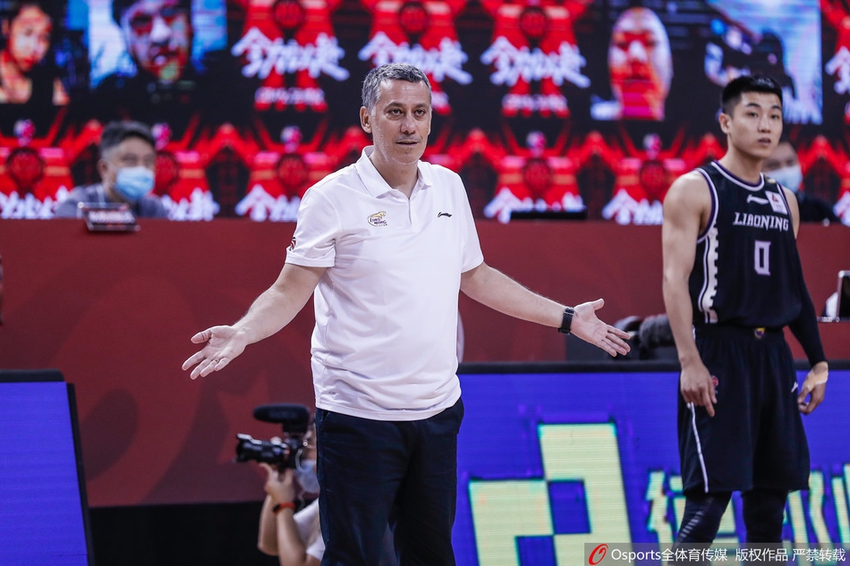 CBA复赛：北控106-123辽宁