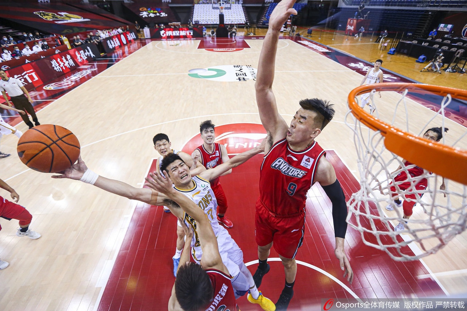 CBA复赛：广厦87-94深圳