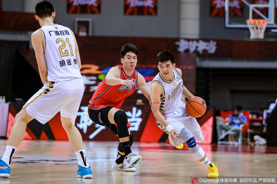 CBA复赛：广厦87-94深圳