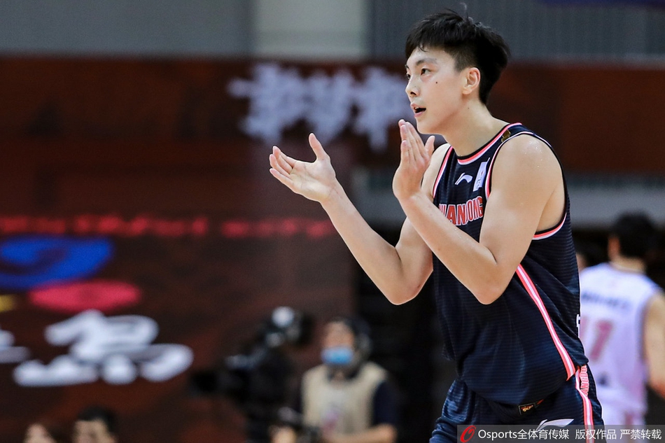 CBA复赛：浙江98-107广东