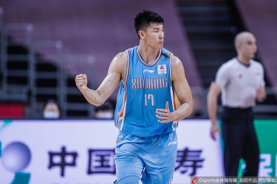 CBA复赛：福建106-101新疆