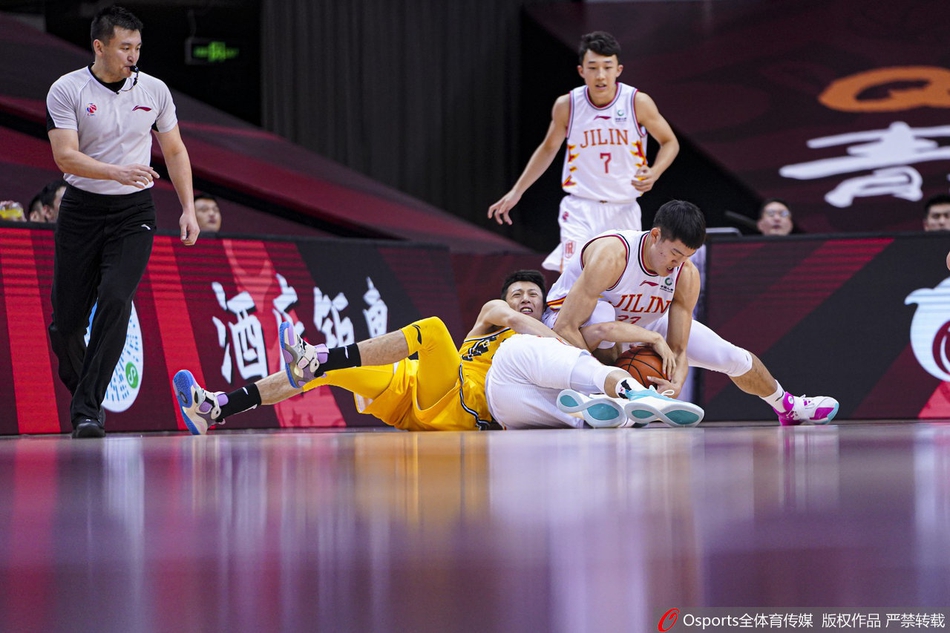 CBA复赛：吉林96-119广厦