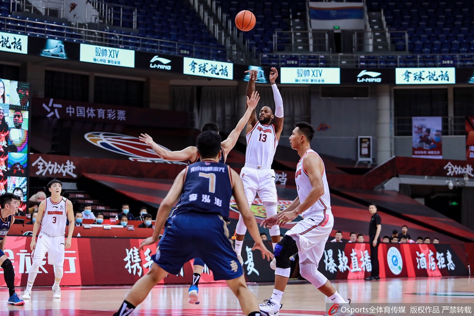 CBA复赛：广东131-106同曦