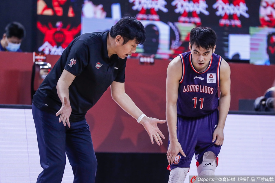 CBA复赛：新疆103-87广州