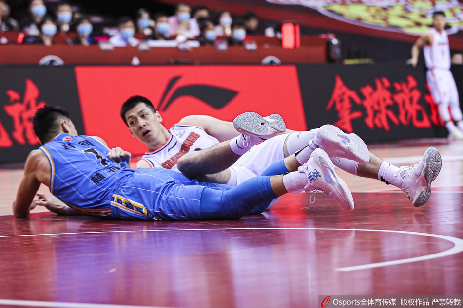 [CBA半决赛]广东111-109北京