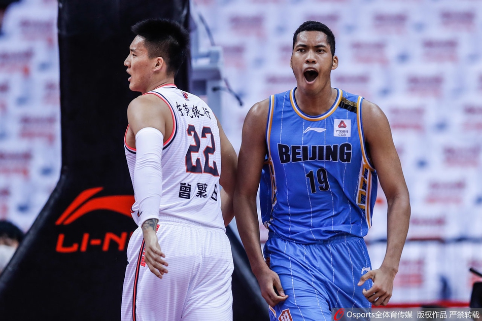 [CBA半决赛]广东111-109北京
