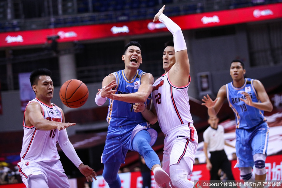 [CBA半决赛]广东111-109北京